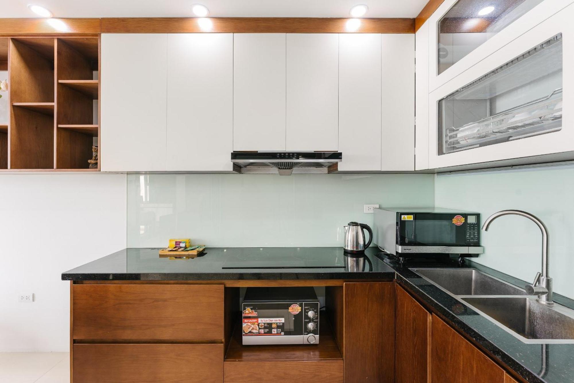 Westlake Homestay Hanoi - D'Le Roi Soleil Стая снимка